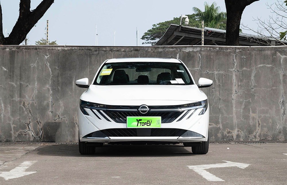 imgi_3_1_3(81) (1) Nissan Sylphy 2026– Ready for Export From China | Chinese Car Import South Africa - Image 1